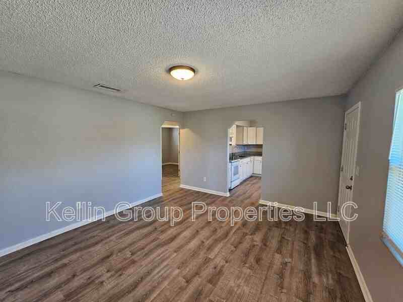 1041 N Brunnell Pkwy - Photo 6 of 16