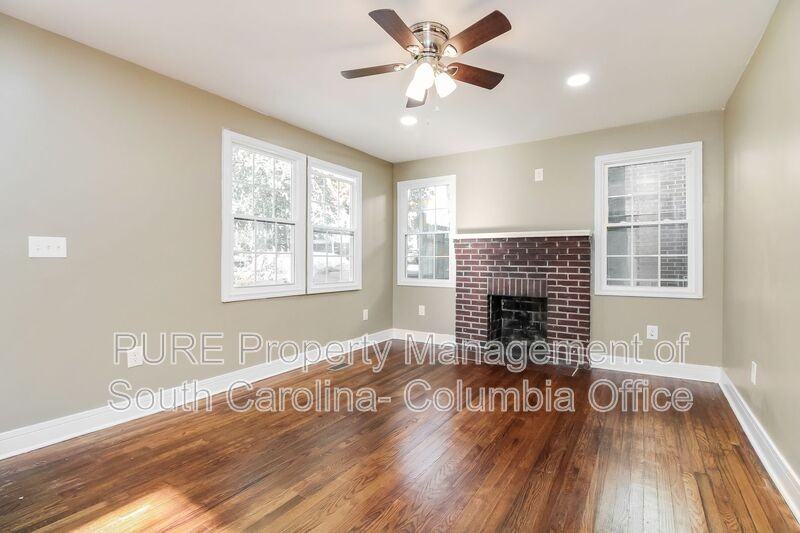 1902 Liberty St - Photo 2 of 16