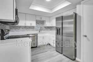 featured image of 513 Fairways Ln #B