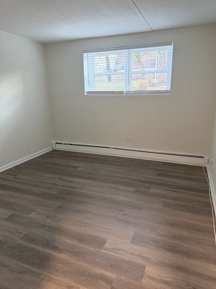 Cambridge Rd. & Locust St #B5 - Photo 7 of 10