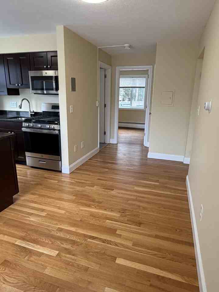 Main St #9 - Photo 3 of 5