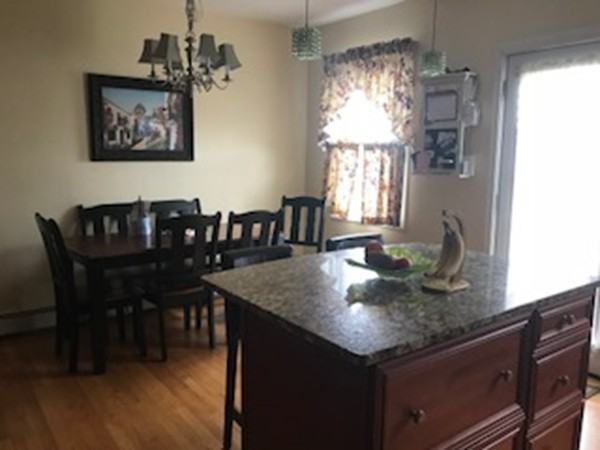 12 City Point Ct - Photo 3 of 12