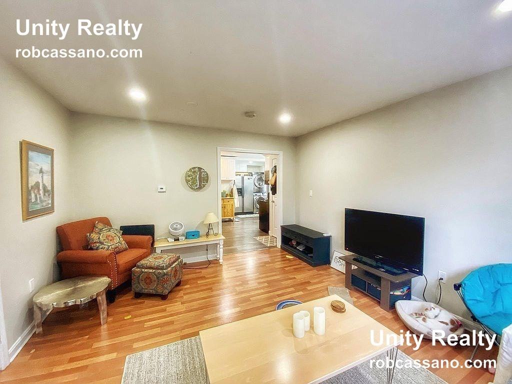 Francis St #2 - Photo 7 of 13