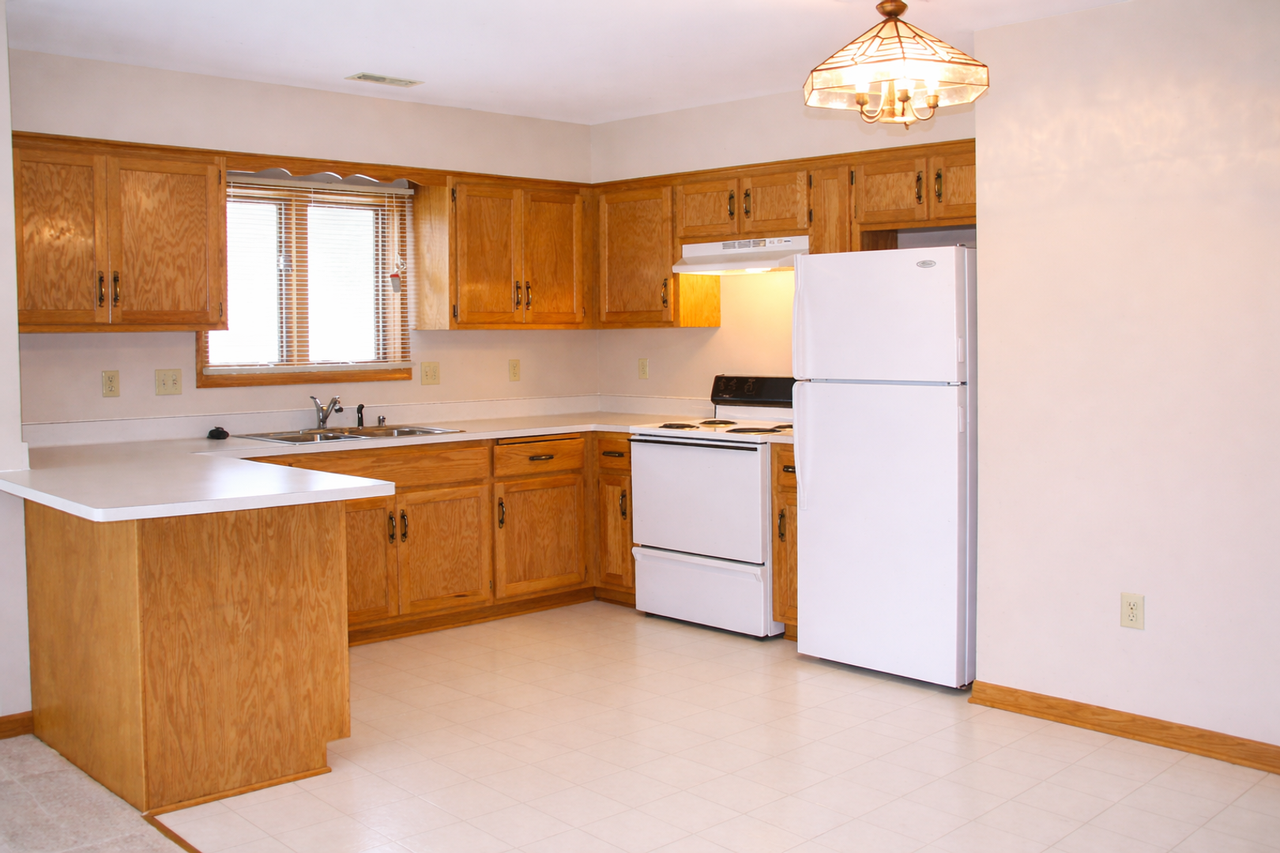 Oak Park Apartment Homes - Photo 2 of 50