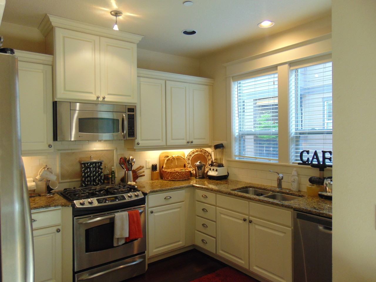 676 Sw Trillium Creek Ter - Photo 5 of 18