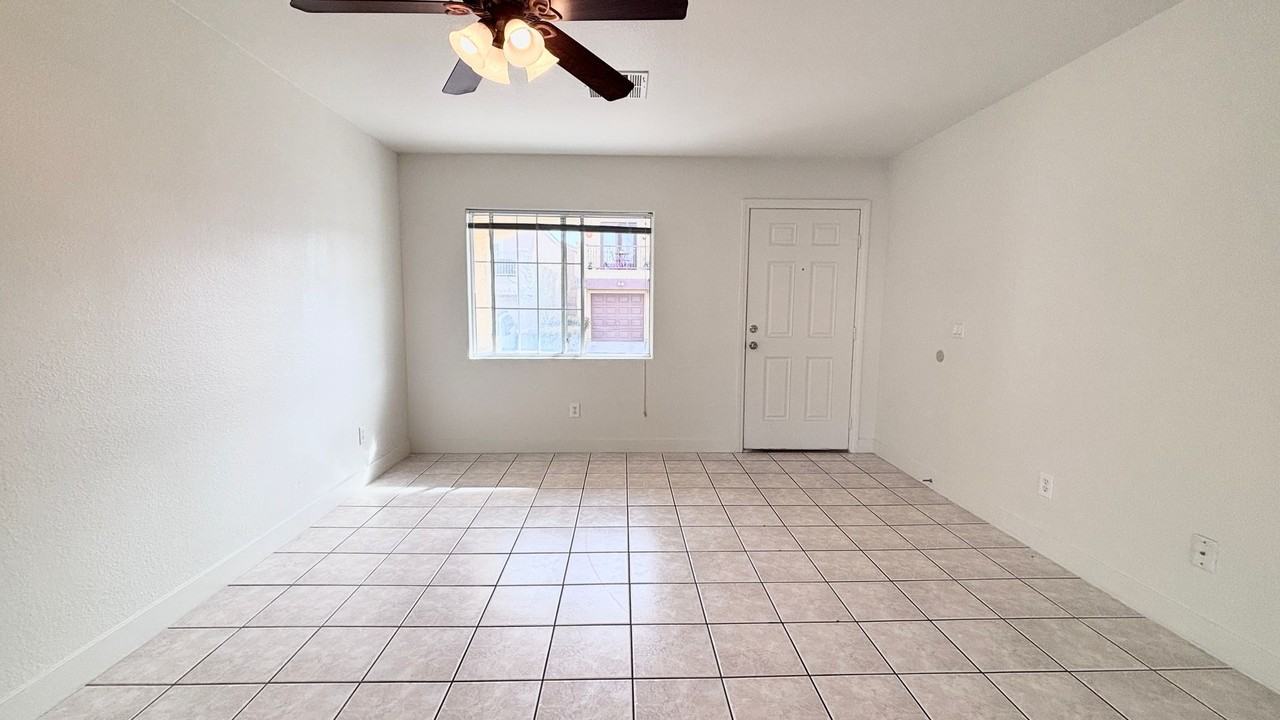 10392 Coyote Cub Ave - Photo 3 of 14
