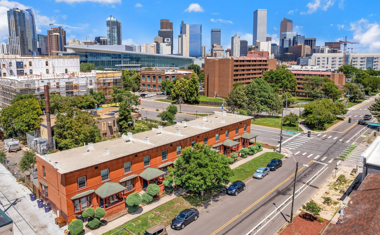 Lincoln Park - Photo 2 of 18