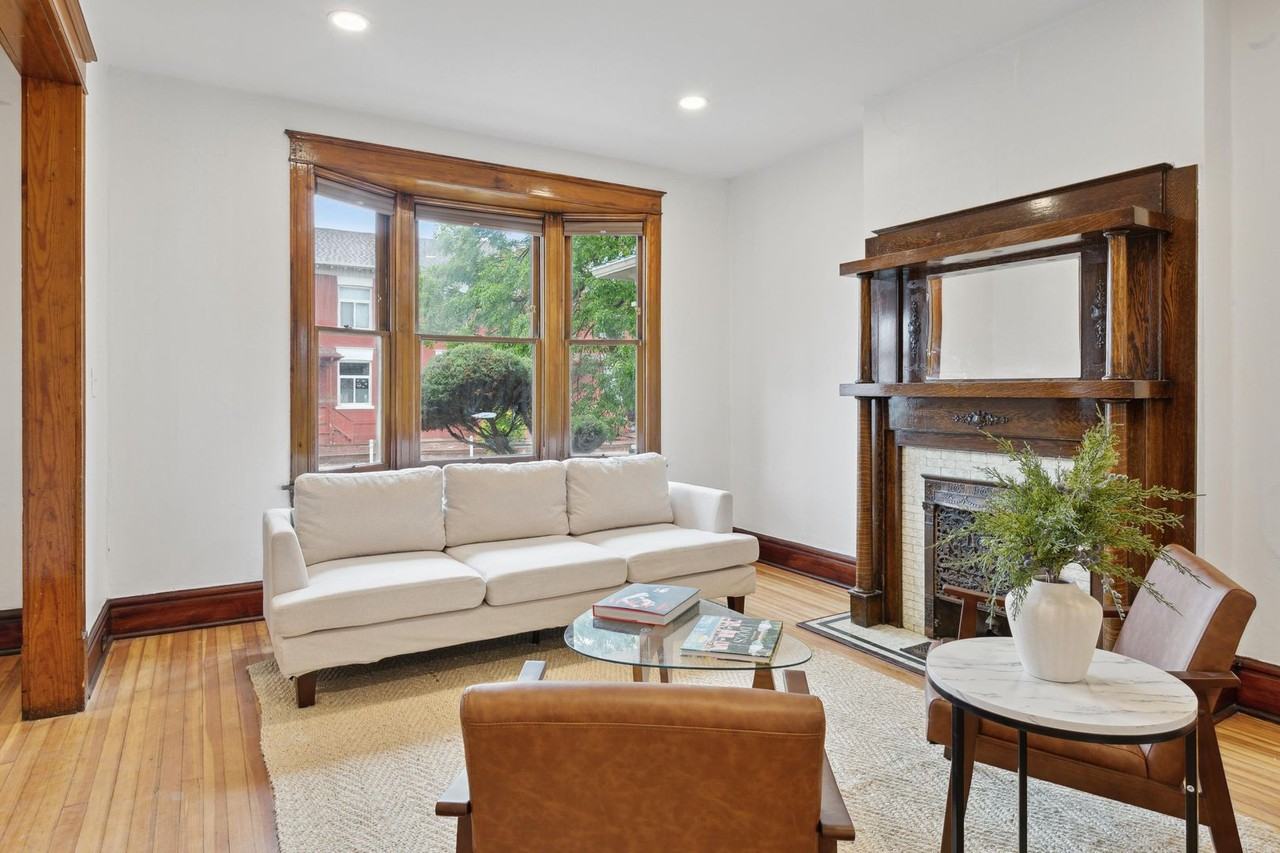 Lincoln Park - Photo 3 of 18