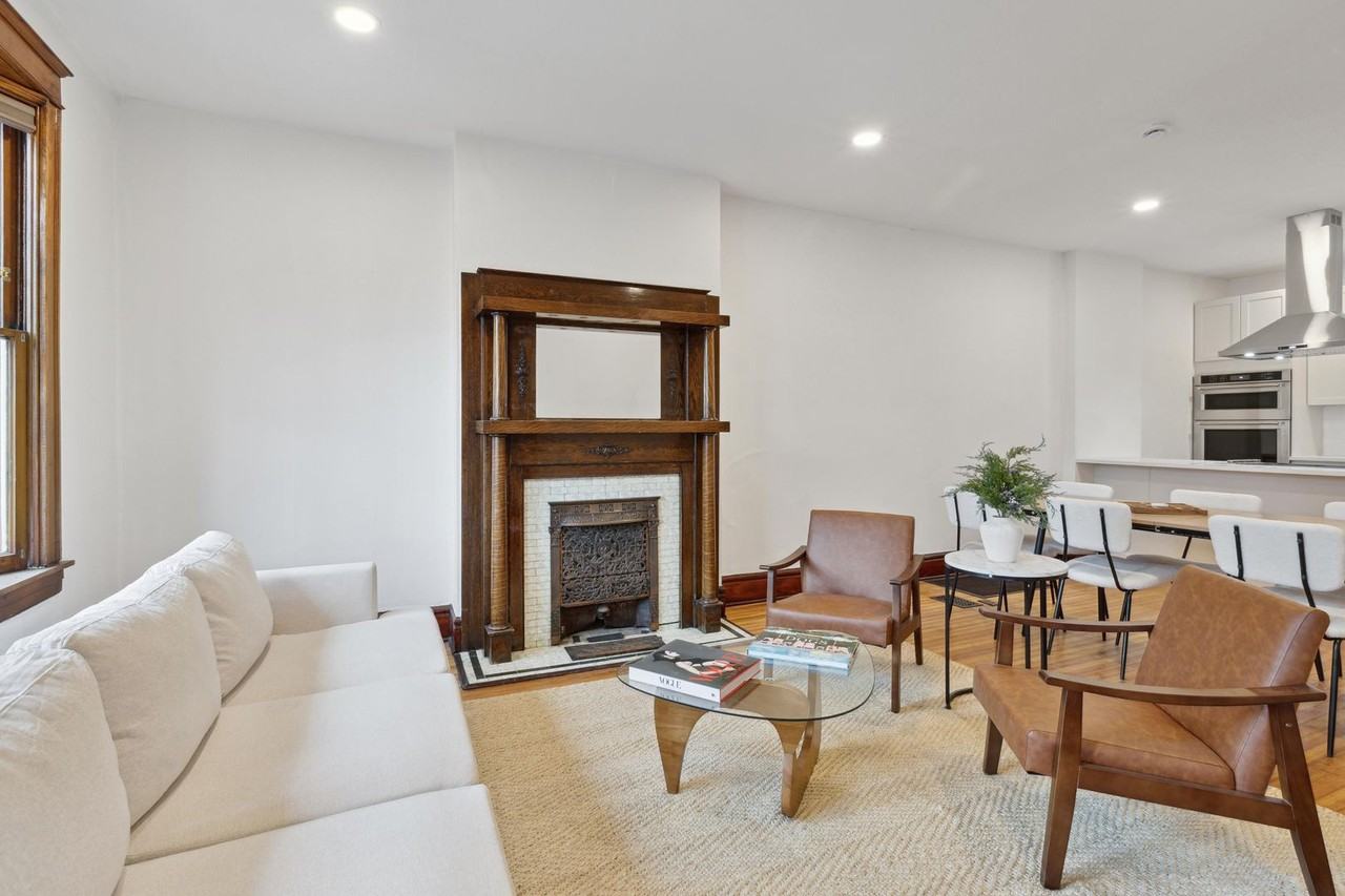 Lincoln Park - Photo 7 of 18