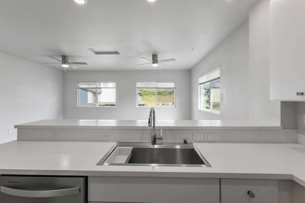 91-4099 Hikuono St #113 - Photo 7 of 24