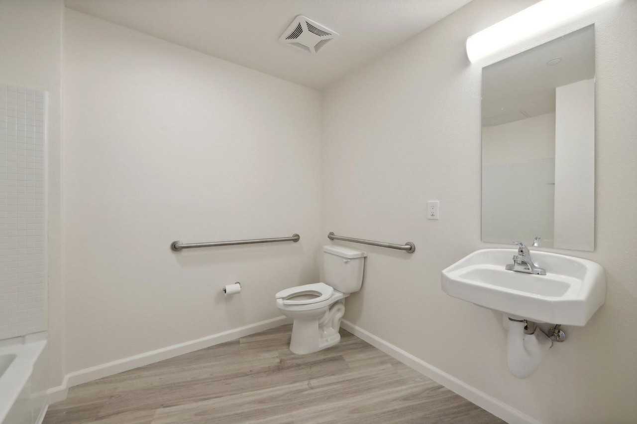 The Shattuck - Photo 4 of 13