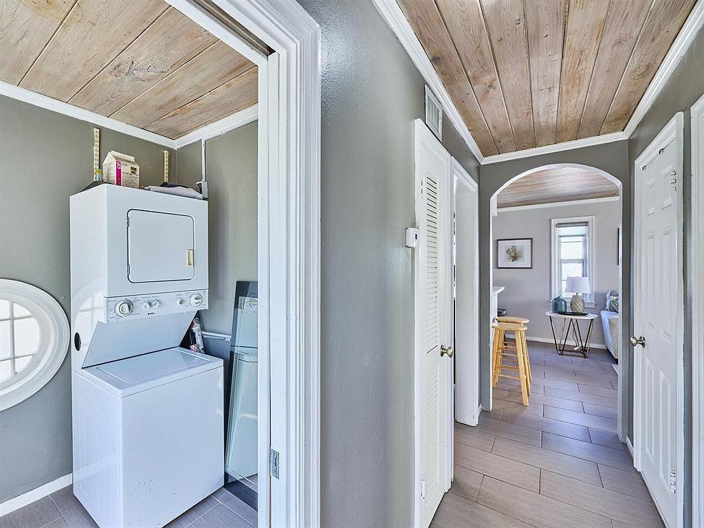 1214 E Atlantic Ave #E1 - Photo 5 of 19