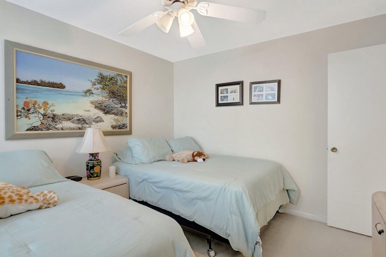 3705 Bridgewood Dr - Photo 6 of 34