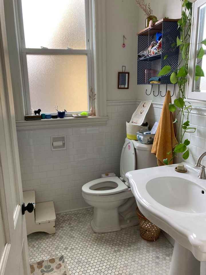 184 School St #1 - Photo 4 of 16