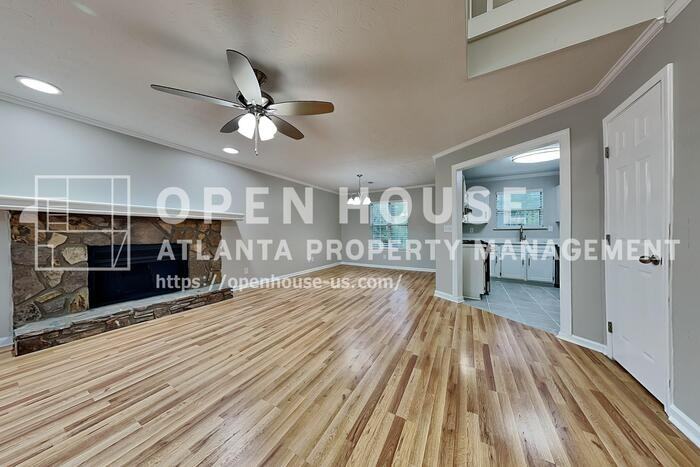 5652 Longbow Dr - Photo 4 of 20