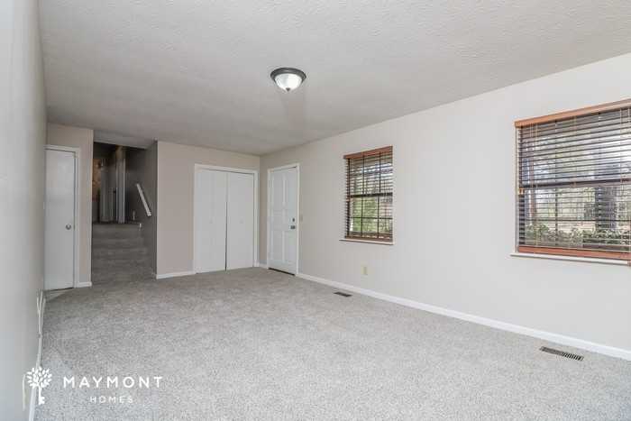 4869 Timber Ridge Dr - Photo 6 of 16