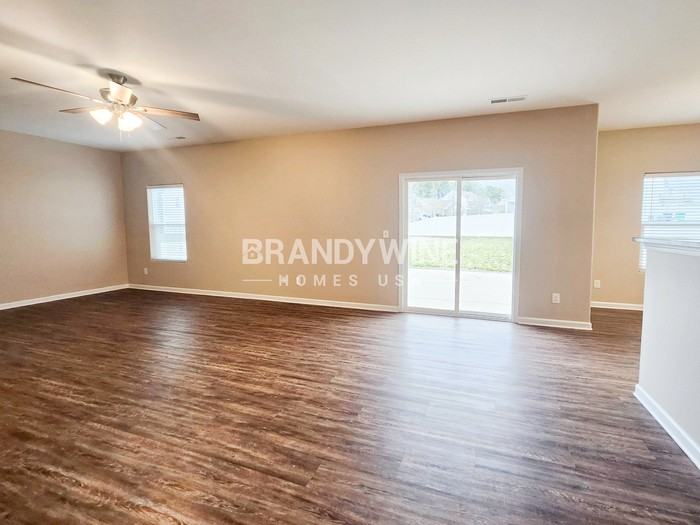 9531 Weikert Rd - Photo 5 of 48