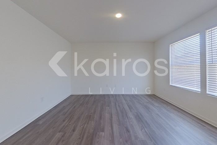 225 Gaston Cir - Photo 5 of 24