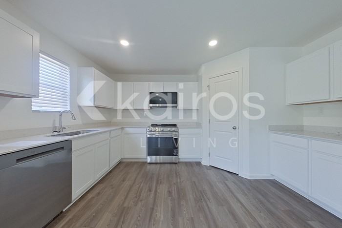 225 Gaston Cir - Photo 7 of 24