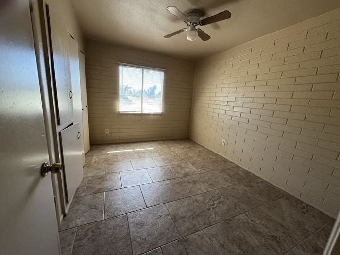 7135 W Coolidge St - Photo 6 of 14