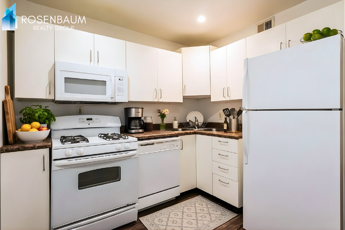 770 N Dodge Blvd #26 - Photo 6 of 13