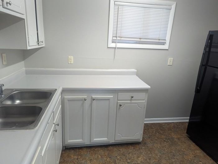 1844 Augusta Dr #33 - Photo 2 of 10