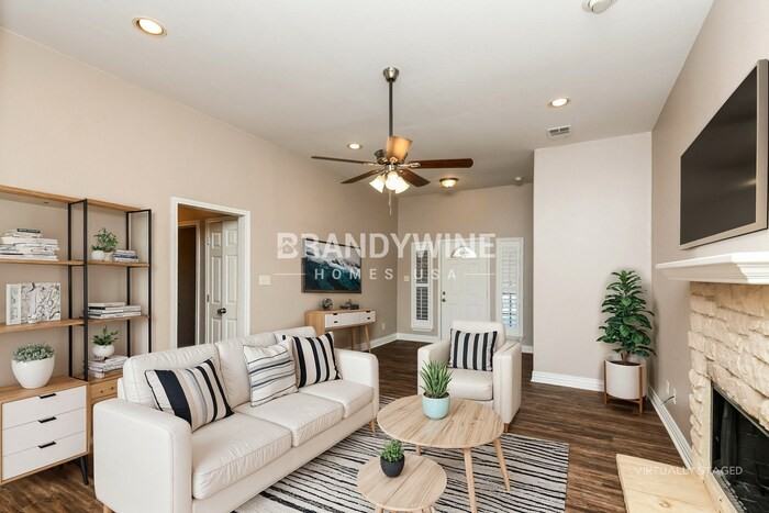 4804 Deal Dr - Photo 3 of 24