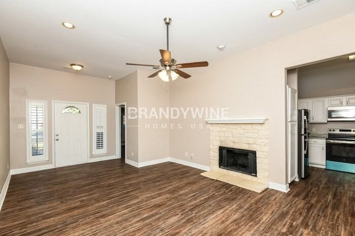 4804 Deal Dr - Photo 6 of 24