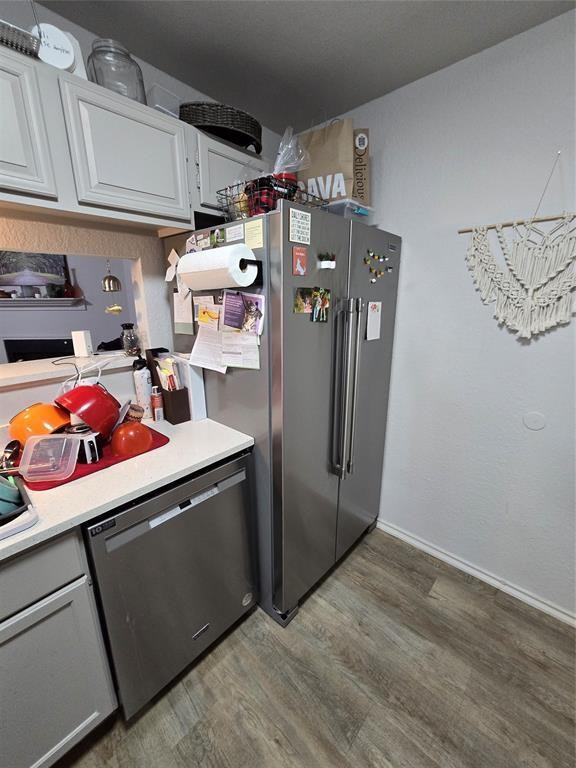 6909 Hyland Circle - Photo 4 of 10