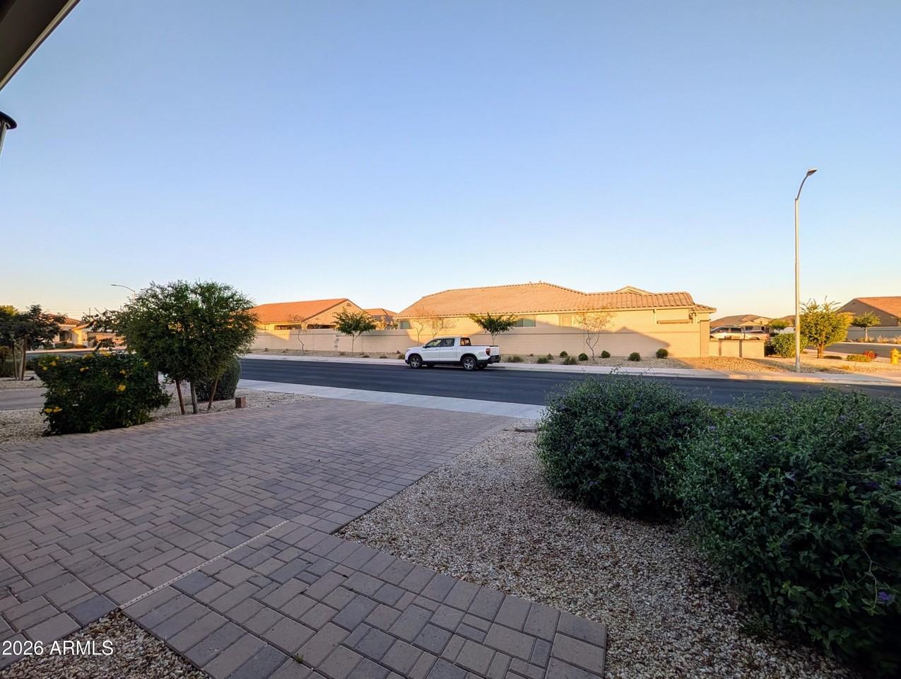 5902 N 86th Dr - Photo 6 of 50