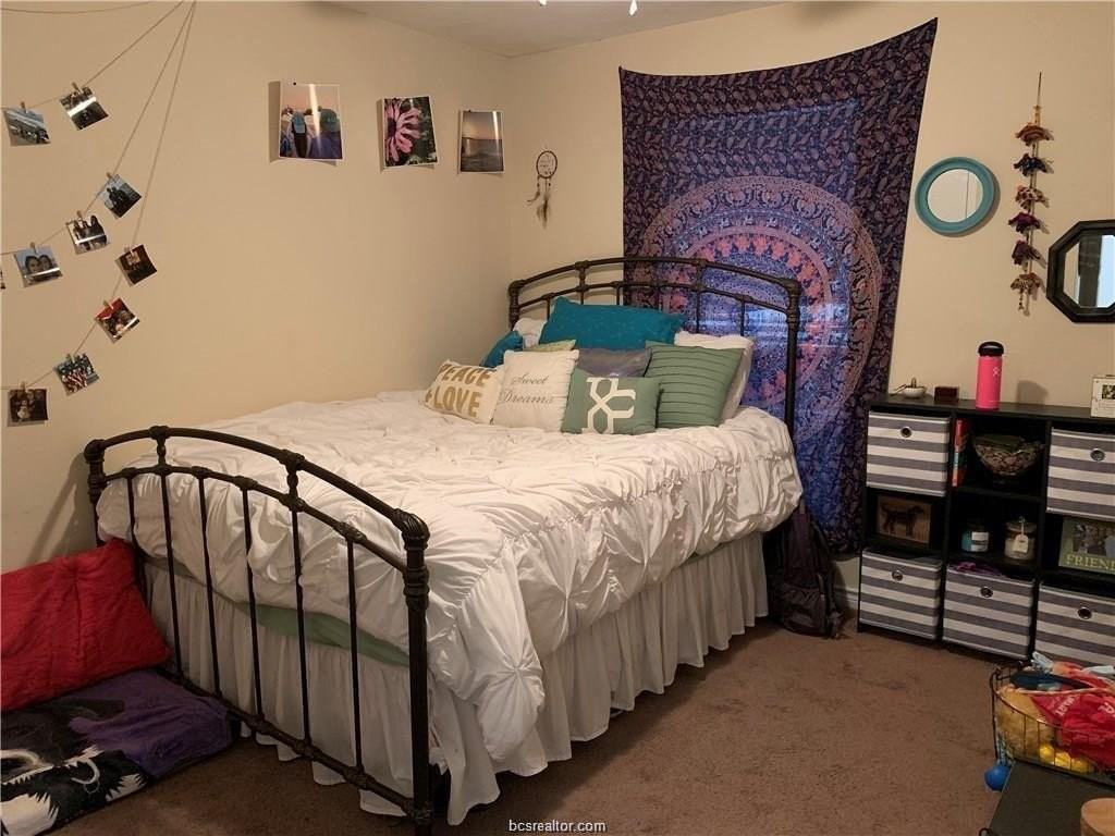 2403 Carnation Ct - Photo 7 of 14