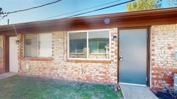 featured image of 208 Lynn Dr Apt B #Apt B