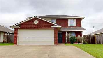 featured image of 915 Bougainvillea St