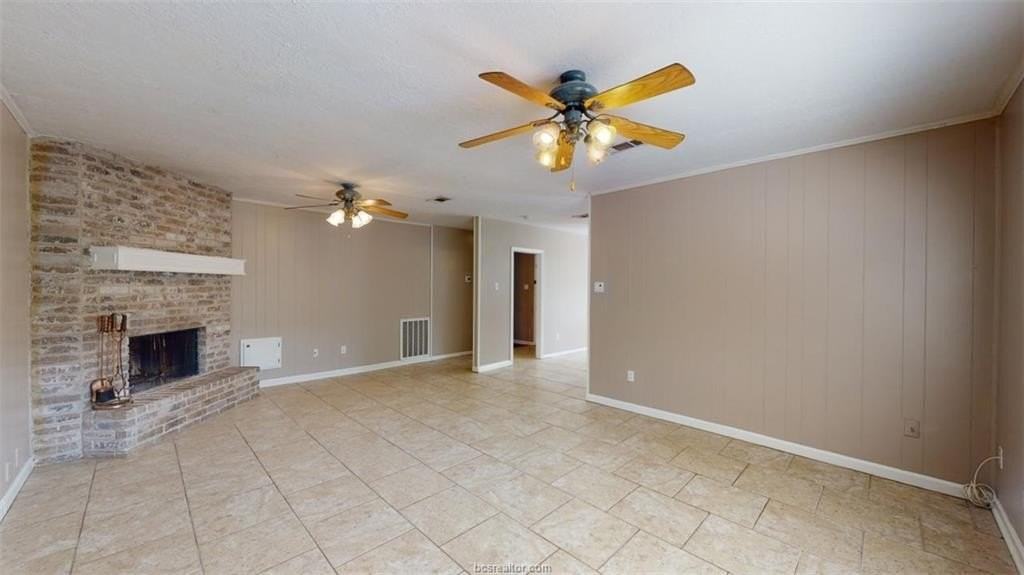 3004 Longleaf Dr - Photo 4 of 29