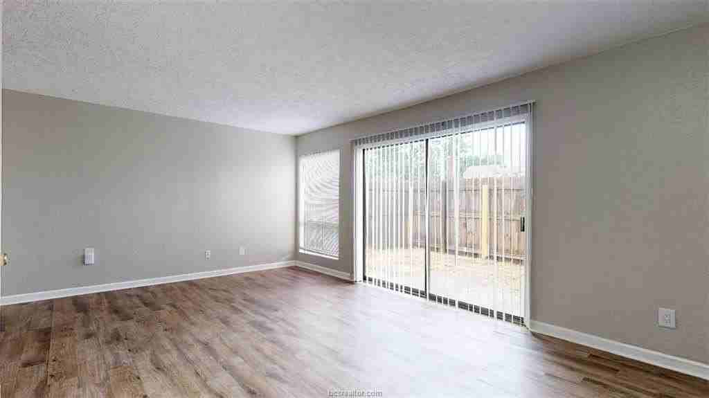 1803 Potomac Pl Apt B - Photo 4 of 16