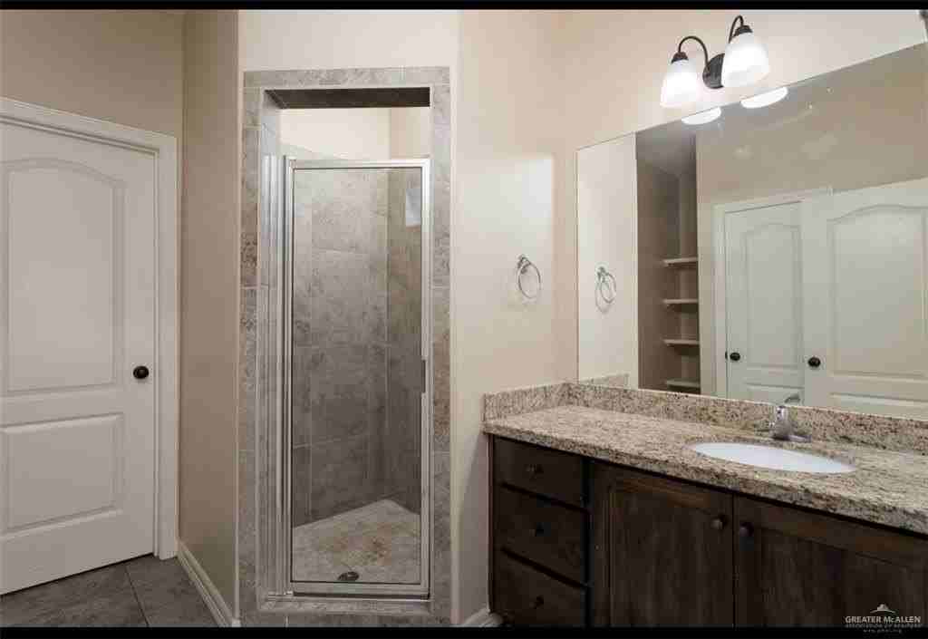 2608 E Garfield Ave - Photo 6 of 9