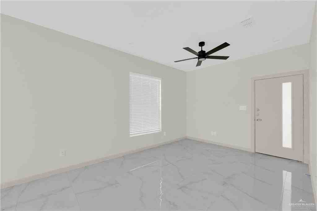 1906 W Violet Dr #3 - Photo 3 of 13