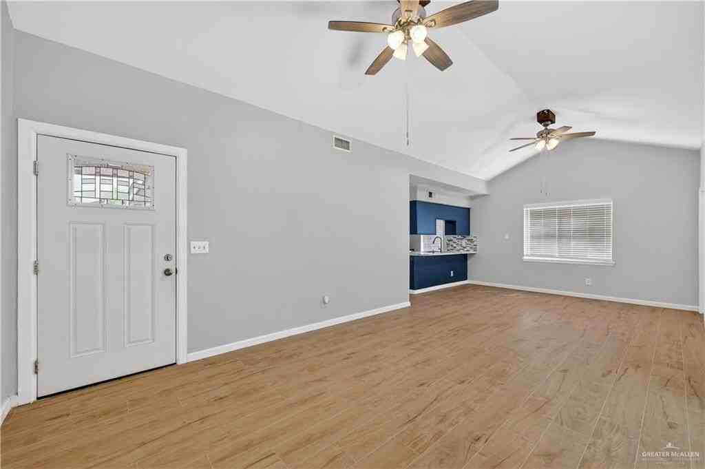 2113 Gull Ave - Photo 5 of 18