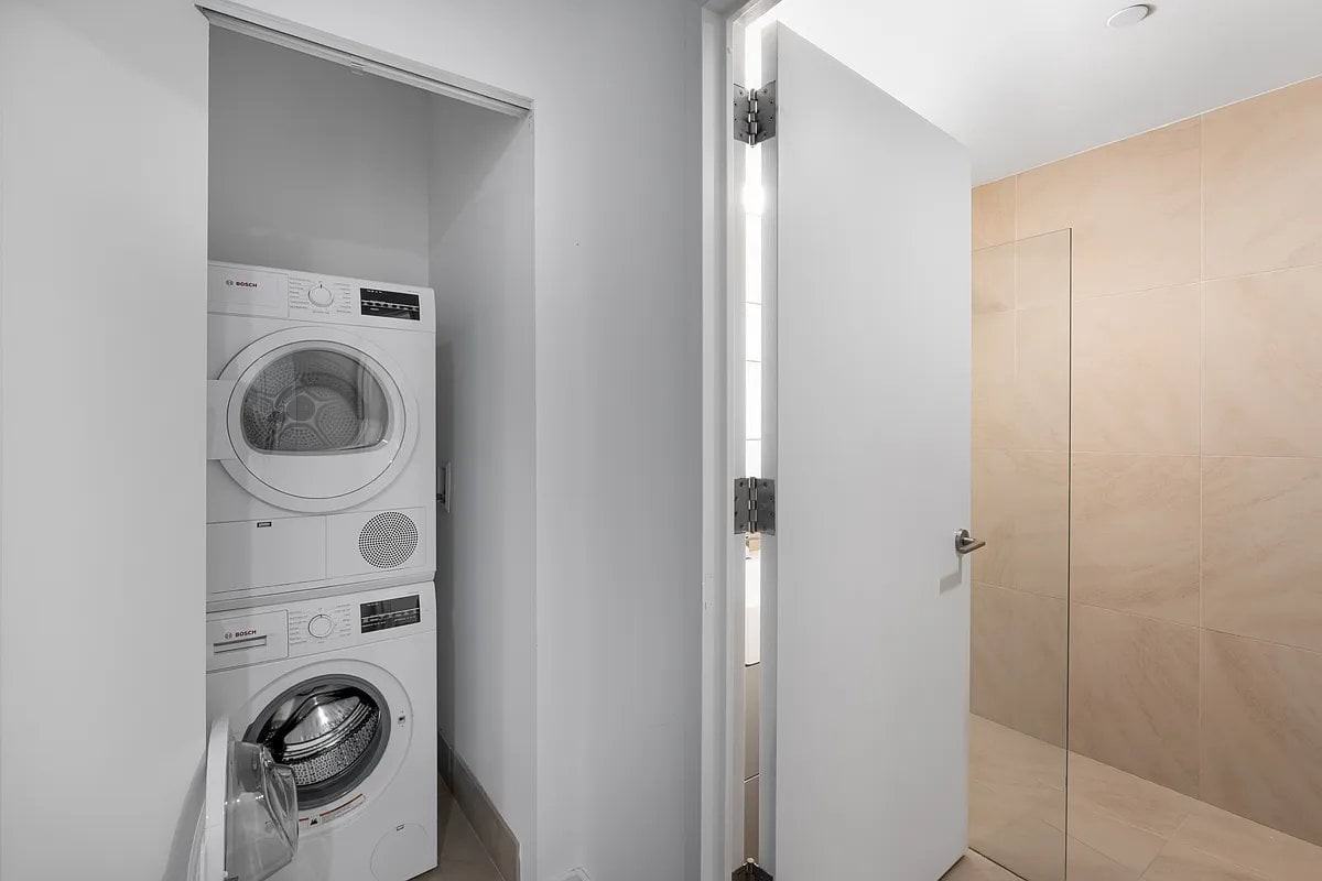 181 Front St #7P - Photo 6 of 8