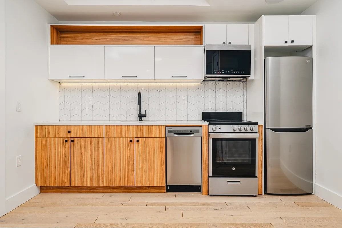 60 W 125th St #806 - Photo 5 of 8