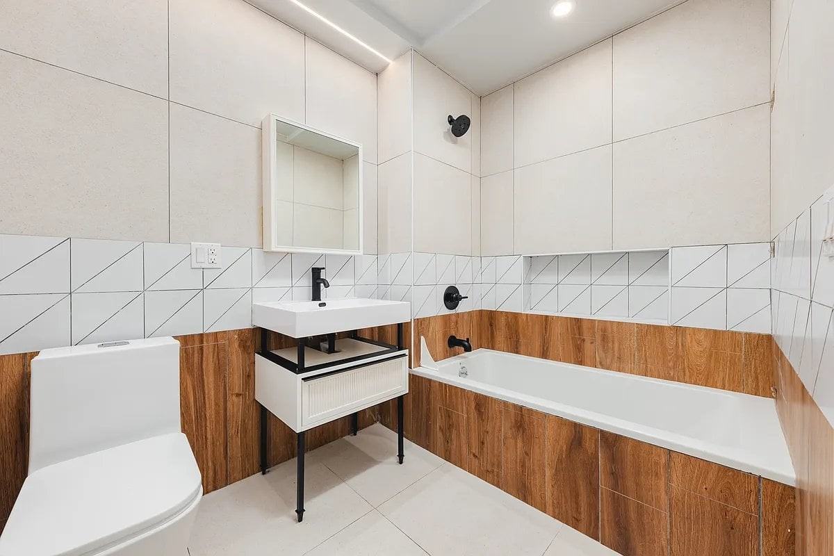 60 W 125th St #806 - Photo 7 of 8