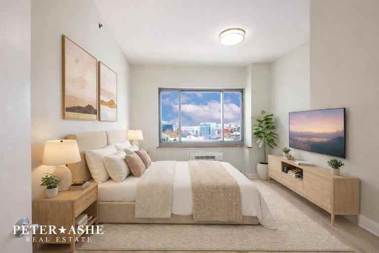 2205 3rd Ave #7D - Photo 2 of 5