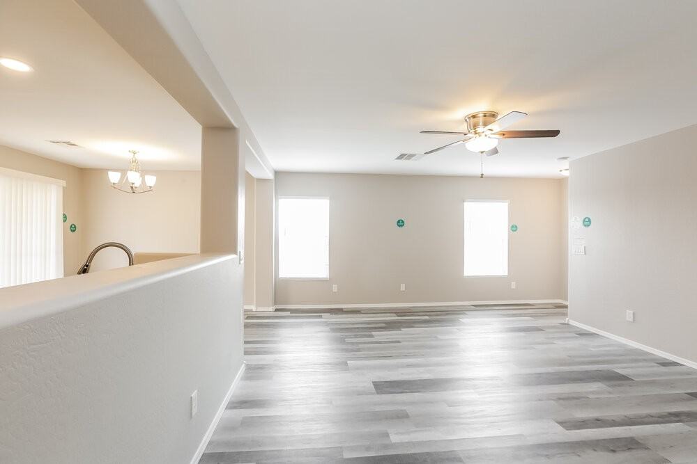 22518 W Cocopah St - Photo 4 of 16