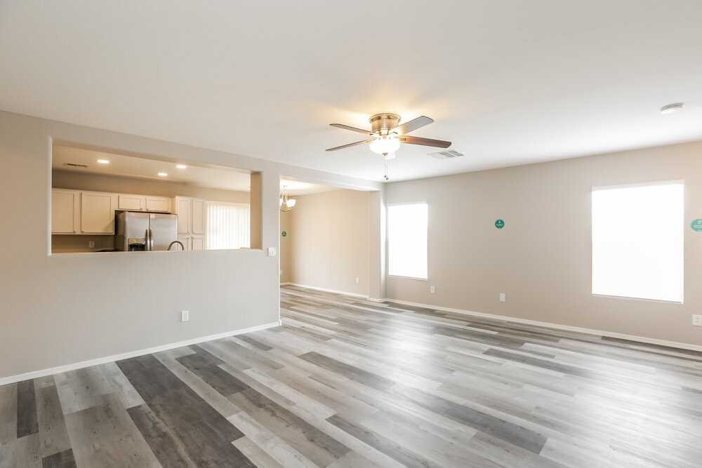 22518 W Cocopah St - Photo 5 of 16