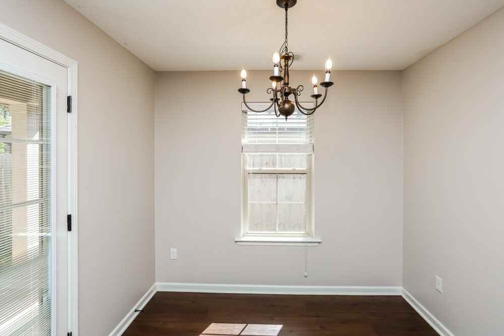 9460 Eckley Pl - Photo 5 of 16