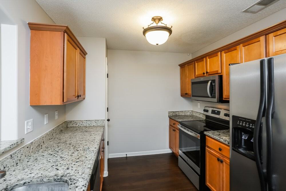 9460 Eckley Pl - Photo 6 of 16