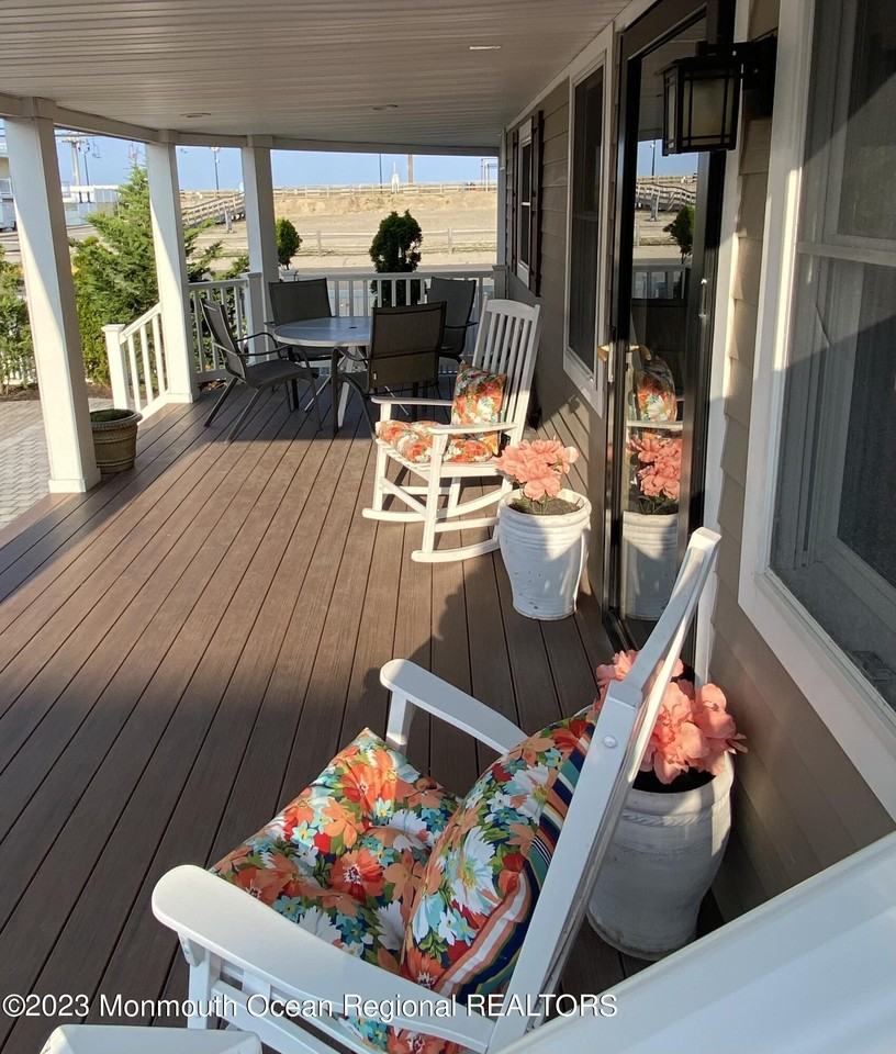 17 Sampson Avenue unit: Lower - Photo 2 of 15