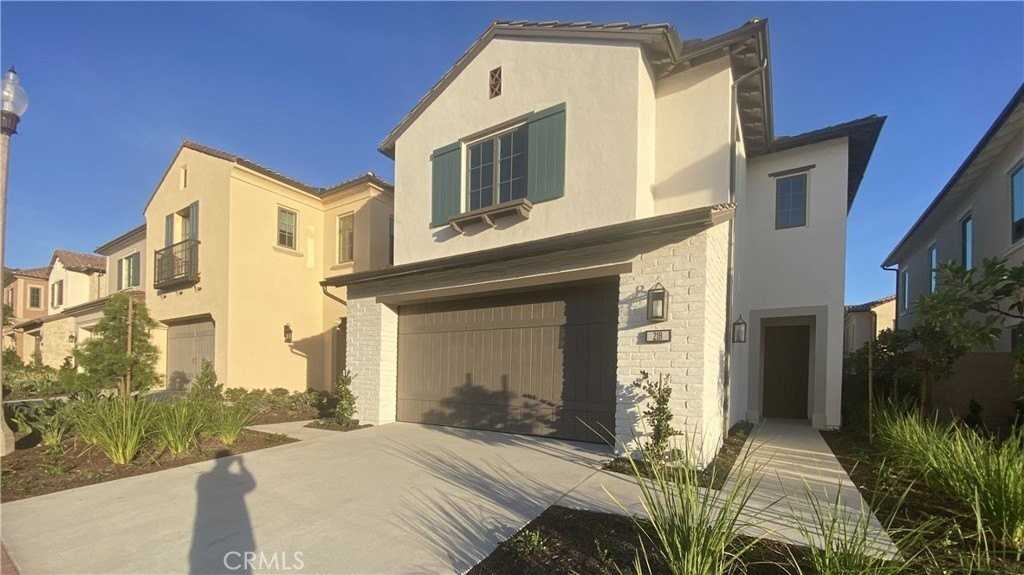 218 Fiore - Photo 3 of 30