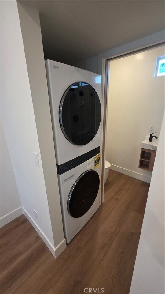 22732 Mariano St #1-2 - Photo 7 of 10