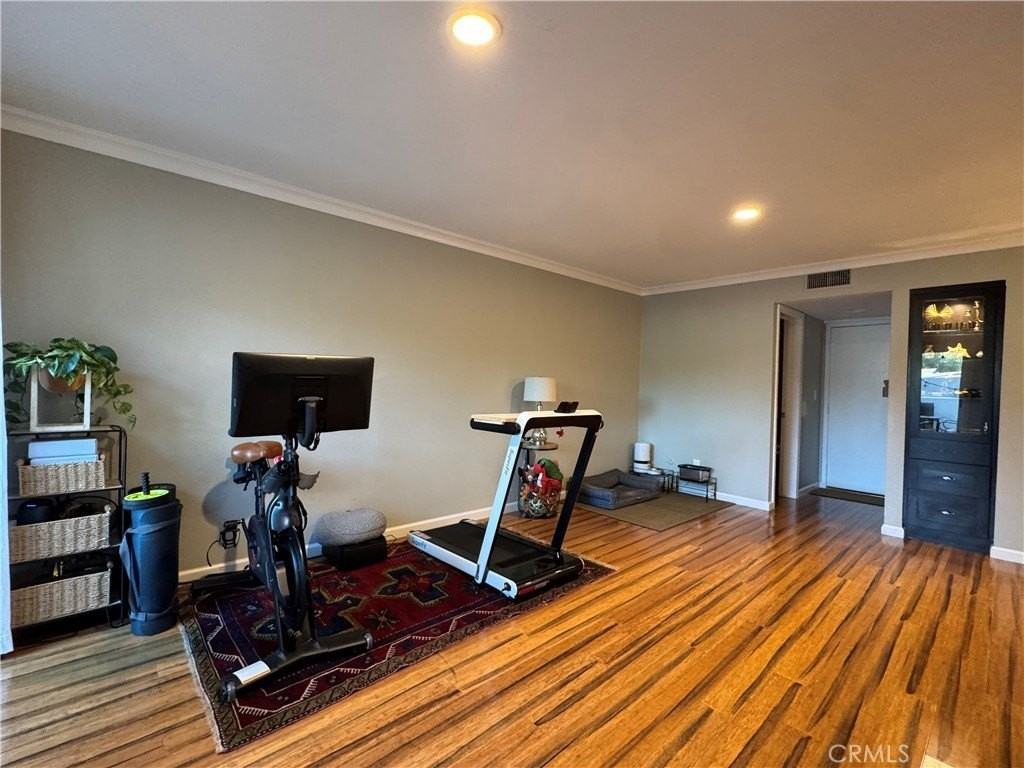 10141 Valley Circle Blvd #4 - Photo 7 of 34